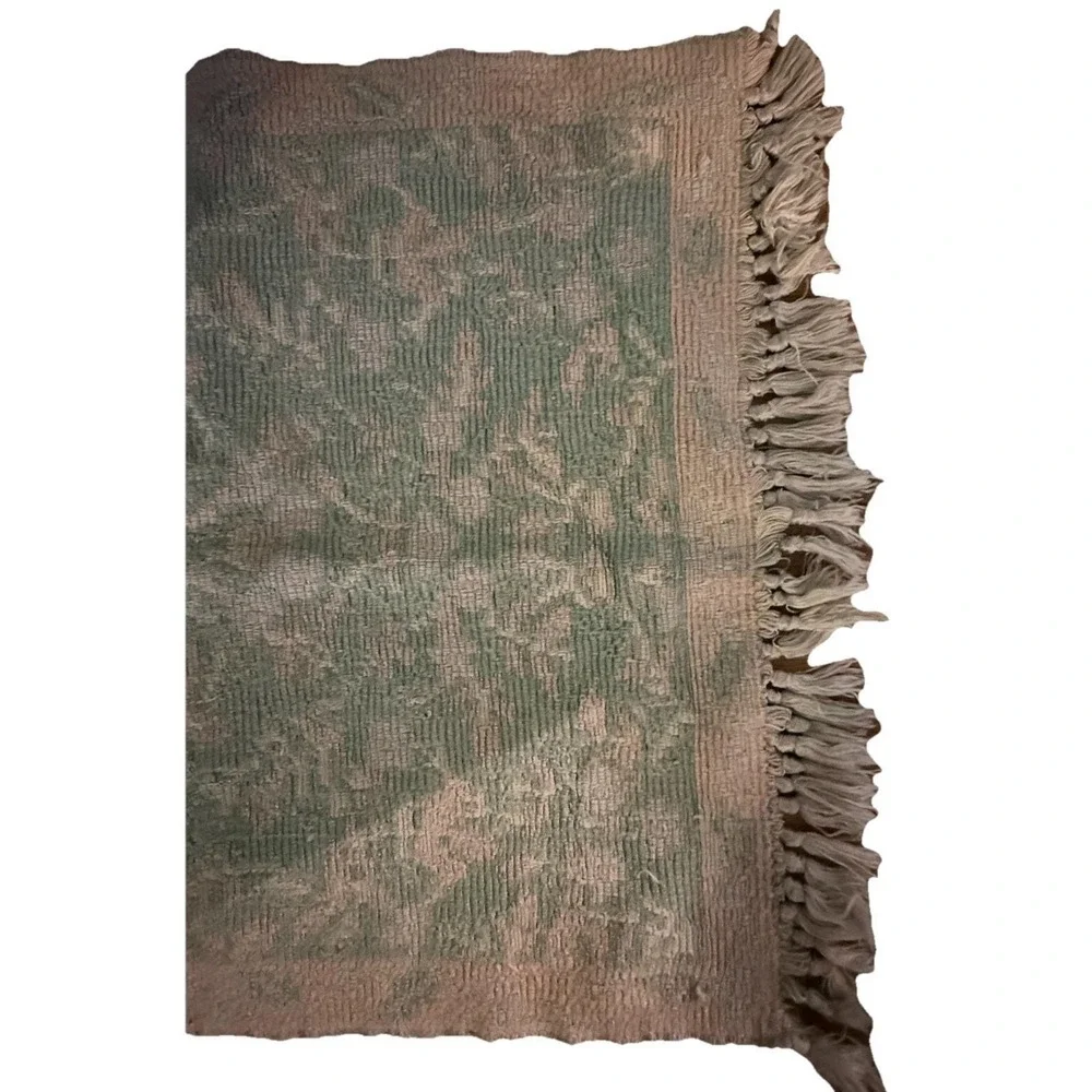 Vintage Throw Rug Floral Green 33